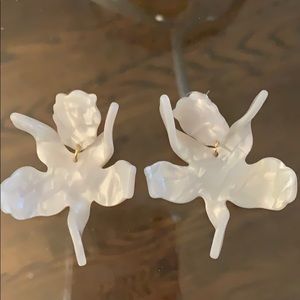 Lele Sadoughi earrings NWOT